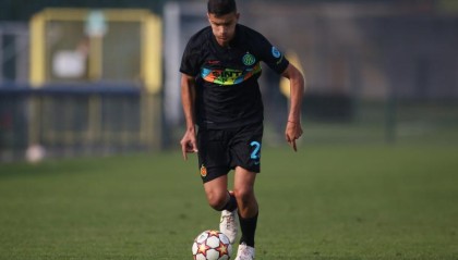 太可惜了！国米20岁希望之星再遭韧带撕裂，他让人想起范赫斯登