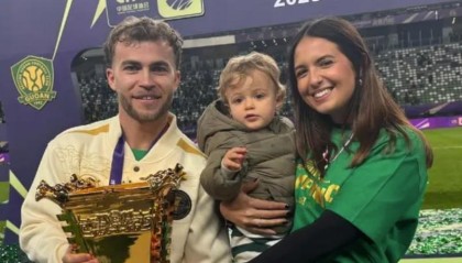 古加：想把中国的网购送货服务带回来，中国人的庆祝有点“冷漠”