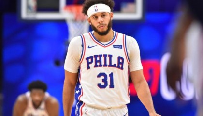 世界杯官网入口-走出哥哥阴影！小库里证明自己：下赛季比拼谁更准？